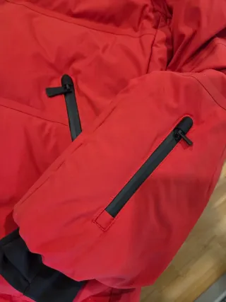 Chaqueta de esquí roja