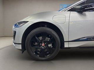 Jaguar I-Pace .