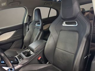 Jaguar I-Pace .