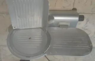 Cortafiambres Eléctrico