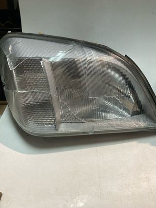Pareja Faros Mercedes Benz