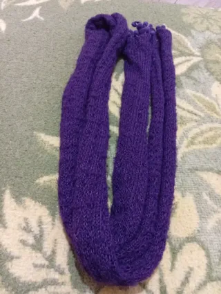 Bufanda marrón con osito bordado