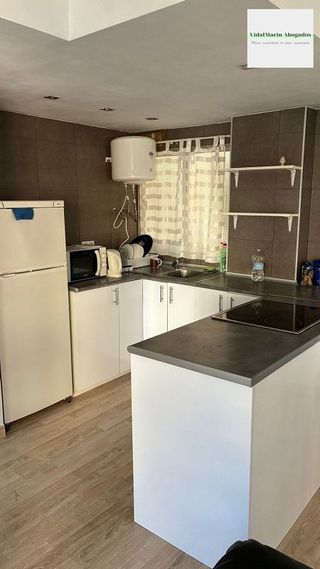 Piso en alquiler en Carolinas Altas en Alicante