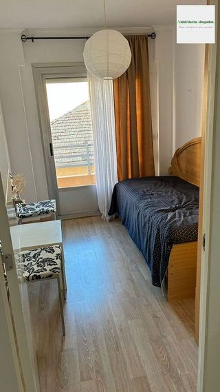 Piso en alquiler en Carolinas Altas en Alicante