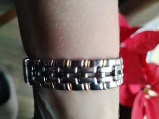 Reloj Seiko Mujer Cadena Plateada y Dorada