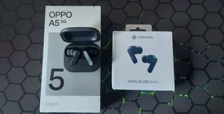 Oppo A5 5G + Motorola Buds Bass