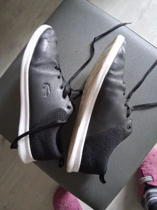 Zapatillas Lacoste Negras y Blancas