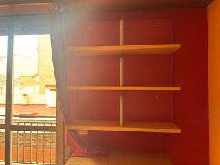 Dormitorio juvenil con cama nido.