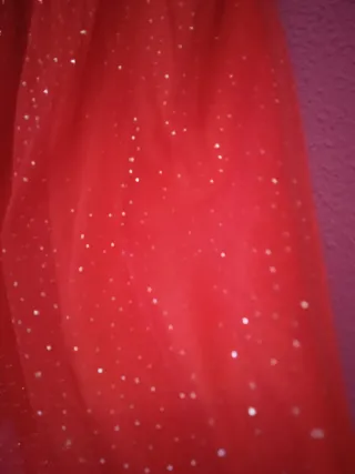 Vestido rojo con purpurina