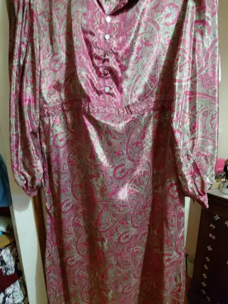 Vestido largo estampado paisley