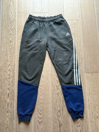 Completo Adidas felpa e pantaloni