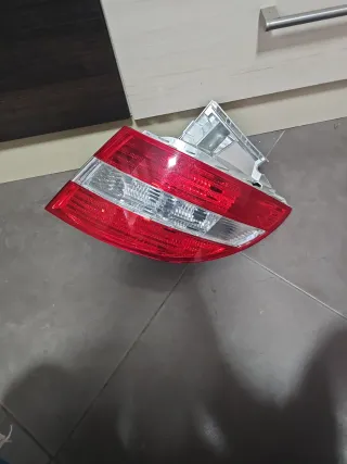 Piloto Mercedes CLC Derecho