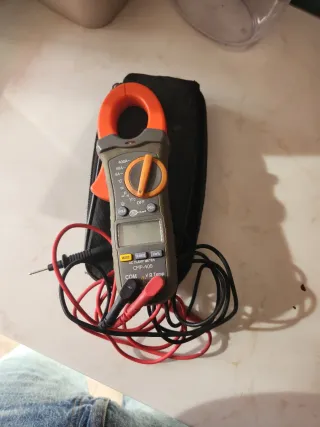 Multímetro Sonel CMP 401