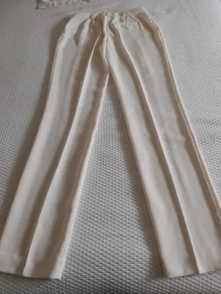 Pantalón Talla M, CON ETIQUETA