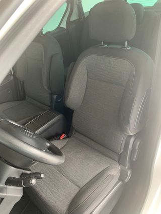 Citroen Berlingo XL PURETECH 110 SS SHINE