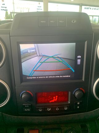 Citroen Berlingo XL PURETECH 110 SS SHINE