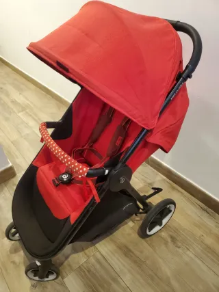 Cochecito Cybex Agis M-Air 4 Rojo