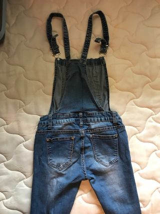 Peto vaquero estilo pitillo