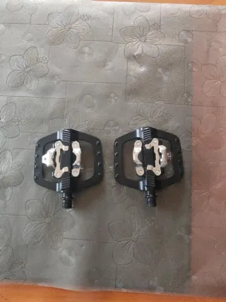 Pedales Van Rysel Negros