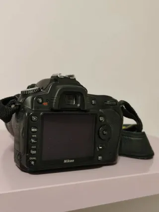 Cámara Nikon D90 + 2 objetivos