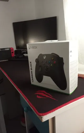 Mando Xbox Carbon Black Series S