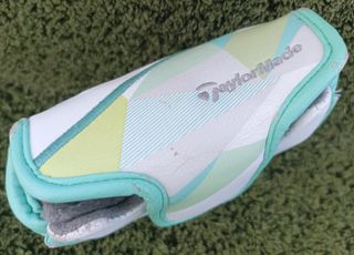 headcover TaylorMade Kalea para putter de Golfe