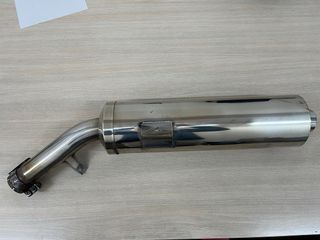 ESCAPE SUZUKI GSX650F