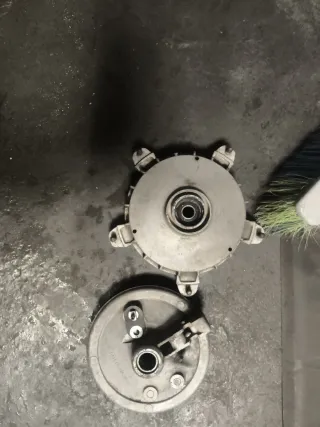 Mozzo Anteriore Vespa HP 50 Completo