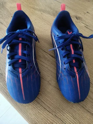 Botas de fútbol Puma Talla 34