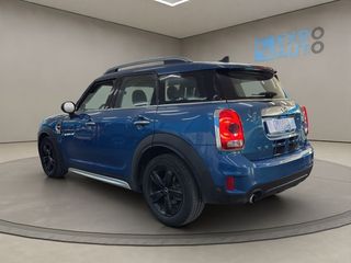 MINI Countryman .
