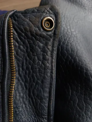 Chaqueta Bomber Piel Gris Plomo con Bordados