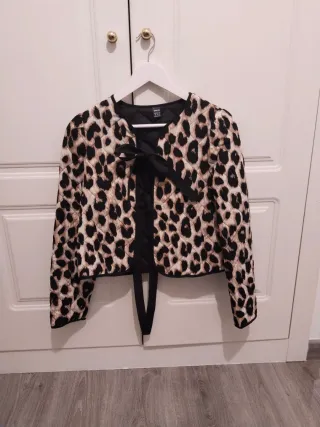 Chaqueta leopardo lazo XS
