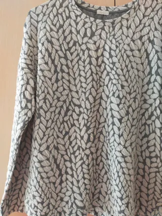 Blusa pijama Oysho gris y blanco