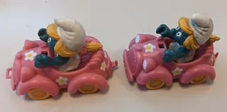 Puffetta in macchina rosa (2 pezzi) incompleto