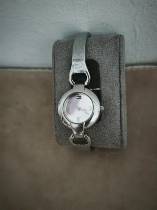 Reloj Tommy Hilfiger vintage