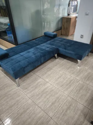 Sofá Cama Azul Terciopelo