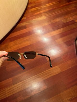 Occhiali Cartier neri e oro