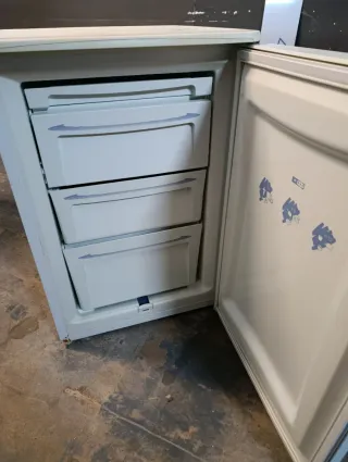 Congelador vertical Norm N