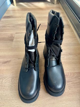 Botas militares Iturri Talla 42 Negras