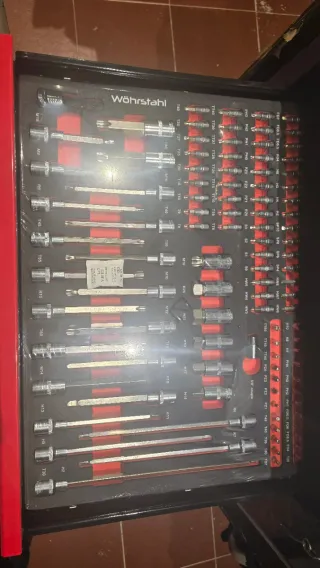 Caja de herramientas nueva a estrenar