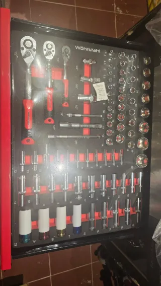 Caja de herramientas nueva a estrenar