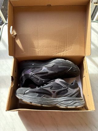 Zapatillas Mizuno Running Talla 43 Negras