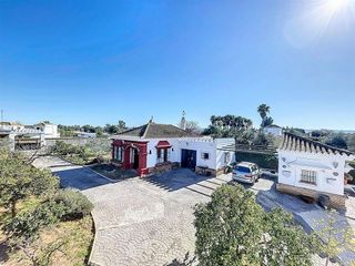 Chalet en venta en Sanlúcar la Mayor