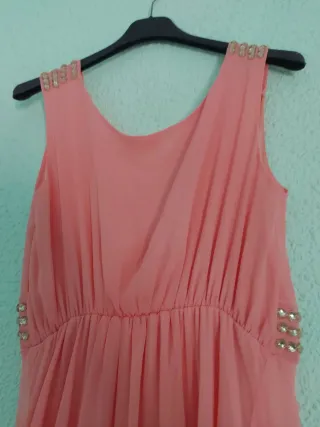 Vestido largo rosa con pedrería