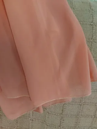 Vestido largo rosa con pedrería