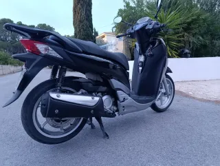 Honda SH 300i Scooter Automática