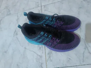 Zapatillas deportivas talla 39