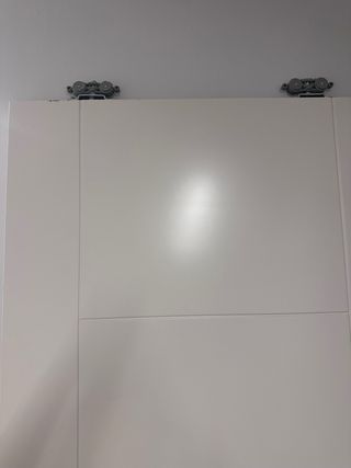 Puerta corredera blanca moderna. 205 largo  75 Anc