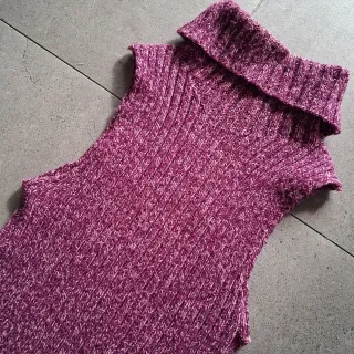 Chaleco punto cuello alto mujer Bershka