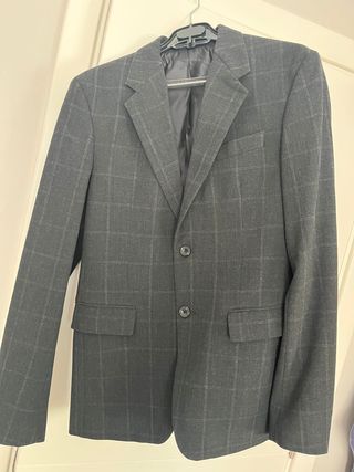 Americana de cuadros gris. Talla 48